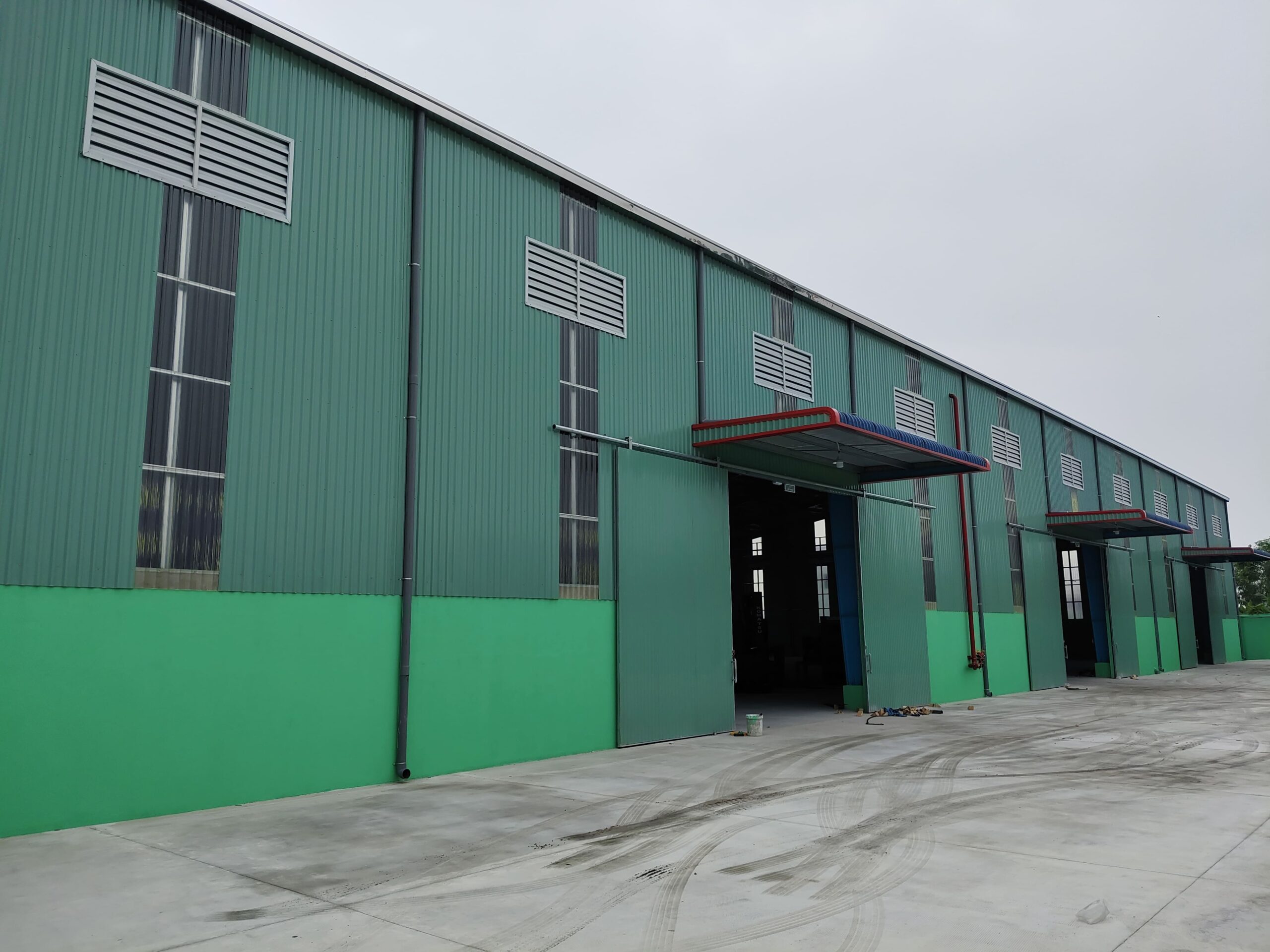 Magnet Cat Litter Factory